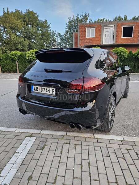 Porsche Cayenne TURBO S Optik