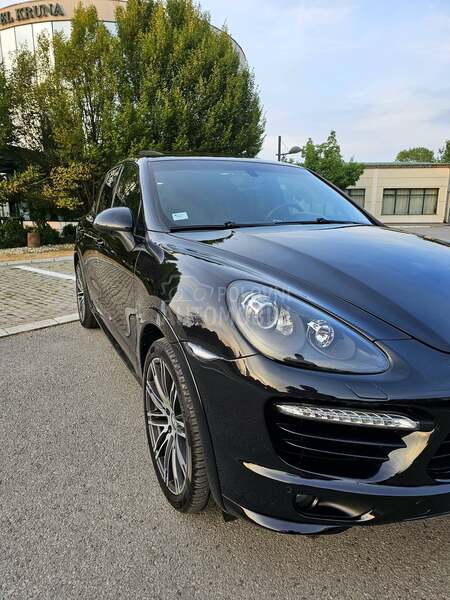 Porsche Cayenne TURBO S Optik