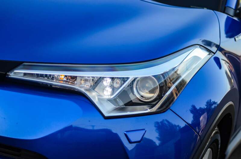 Toyota C-HR 1,8 HYBRID ACTIVE