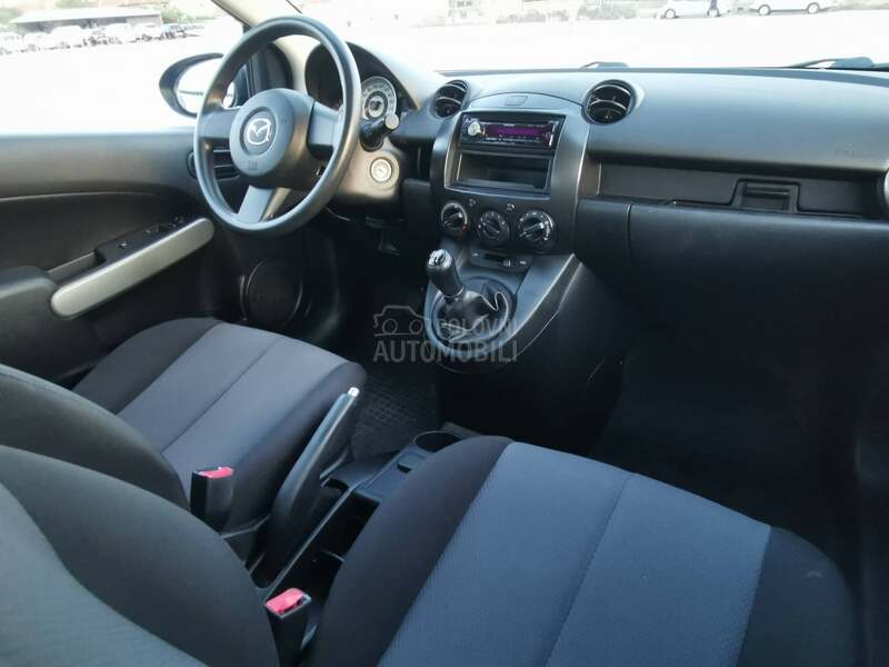 Mazda 2 1.3b./NEMICA/NOVA