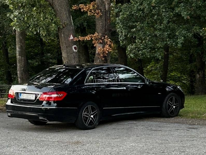 Mercedes Benz E 350 4 MATIC