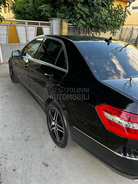 Mercedes Benz E 350 4 MATIC