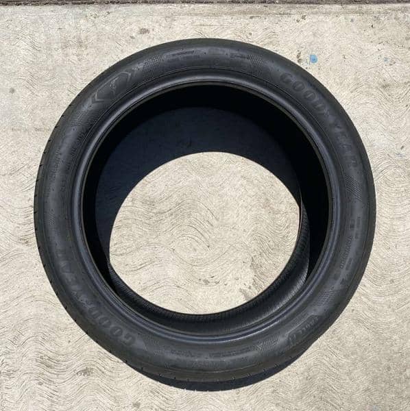 Goodyear 245/40 R19 Letnja