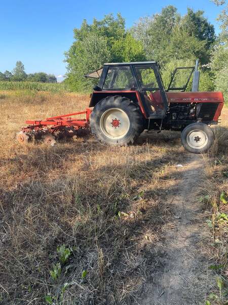 Zetor 8011 i tanjiraca