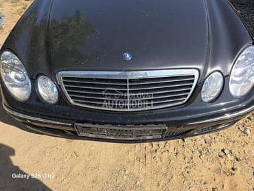 w 211 prednja maska za Mercedes Benz E Klasa od 2002. do 2006. god.