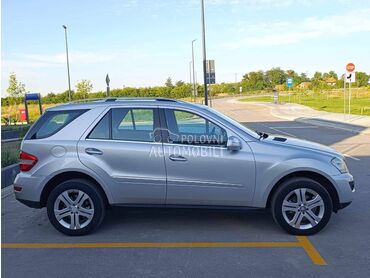 Mercedes Benz ML 320 