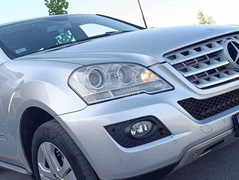 Mercedes Benz ML 320 