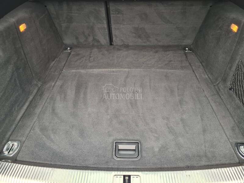Audi A4 2.0 TDI PREMIUM