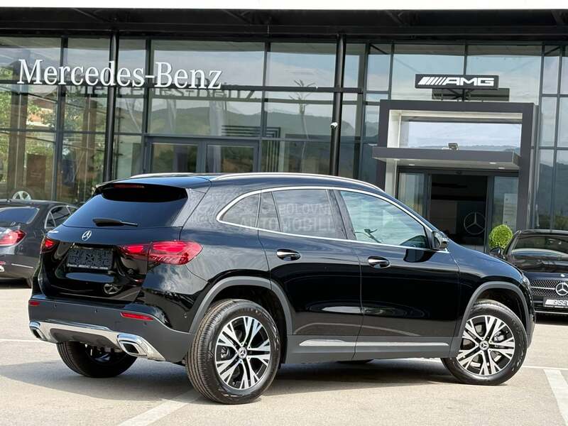 Mercedes Benz GLA 180 