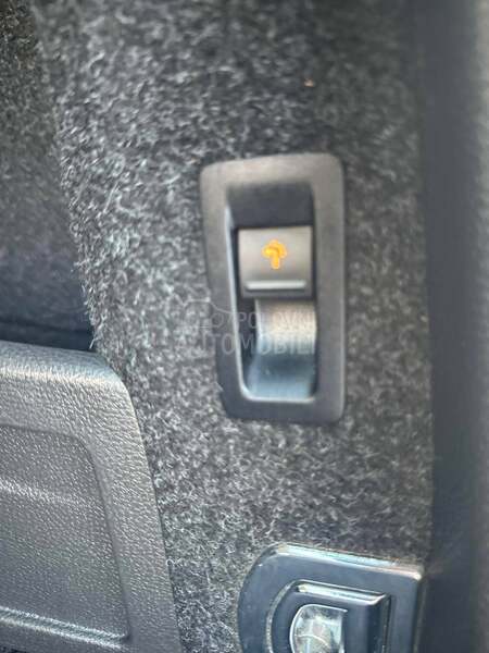 Volkswagen Passat B7 2.0 TDI