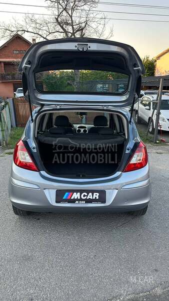 Opel Corsa D O D L I Č N A