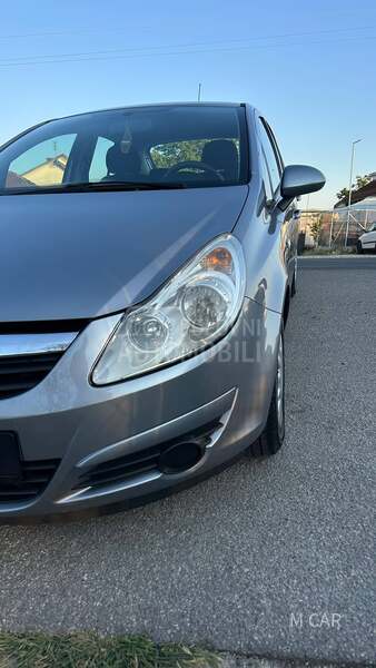 Opel Corsa D O D L I Č N A