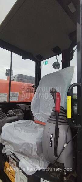 Hitachi ZX55U 6 CLR
