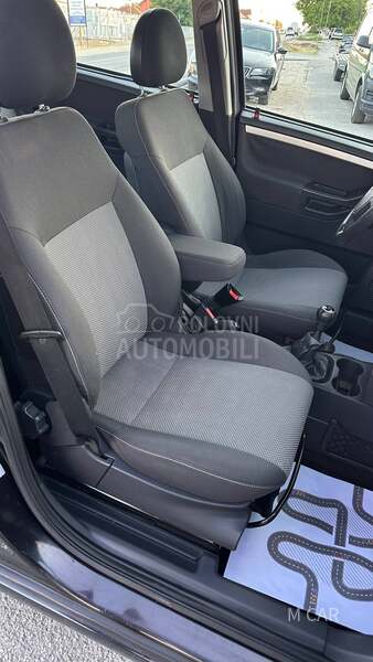 Opel Meriva restajling