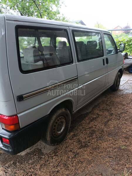 Volkswagen Transporter T4 2.5 TDI