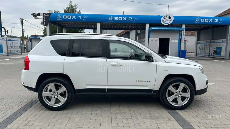 Jeep Compass S P O R T 4x4