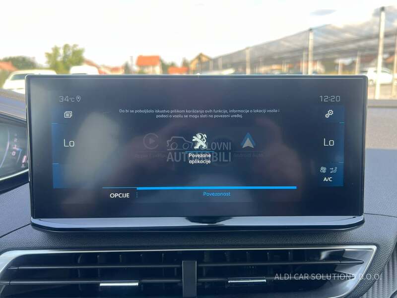Peugeot 3008 1.2 EAT8 STYLE