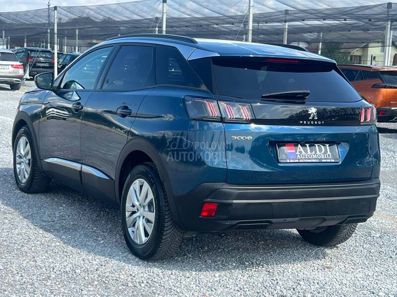Peugeot 3008 1.2 EAT8 STYLE