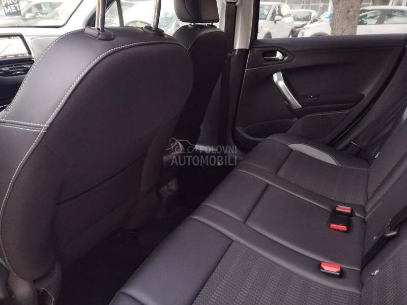 Peugeot 2008 Allure 1.5 HDI AT