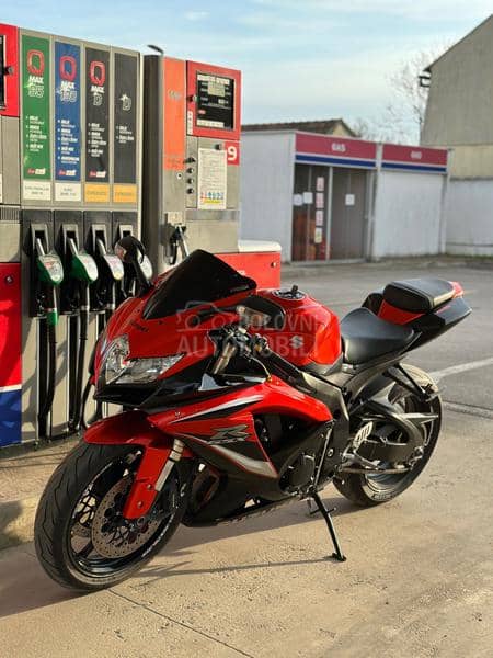 Suzuki gsxr 600