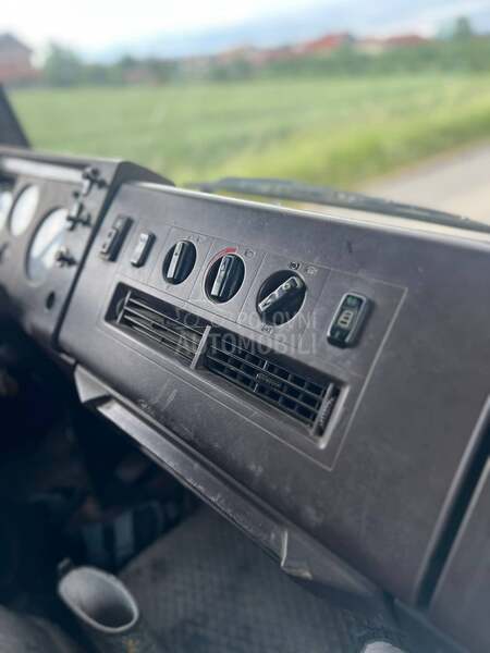 Mercedes Benz 809
