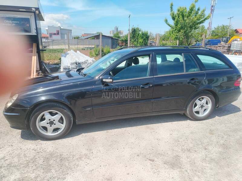 Mercedes Benz E 320 