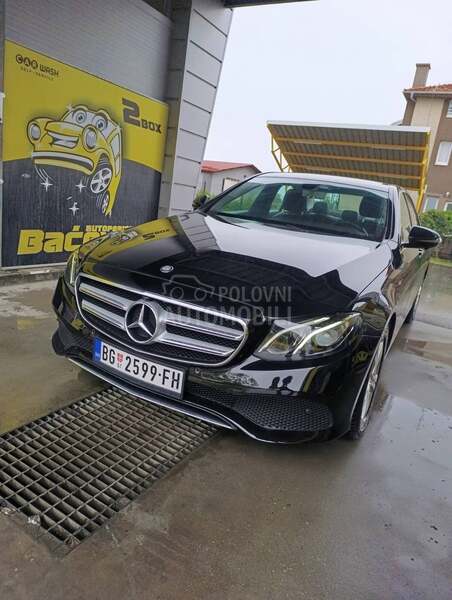 Mercedes Benz E 220 