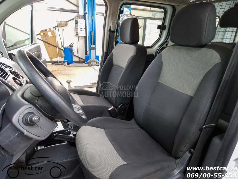 Renault Kangoo MAXI 5 Sedista N1