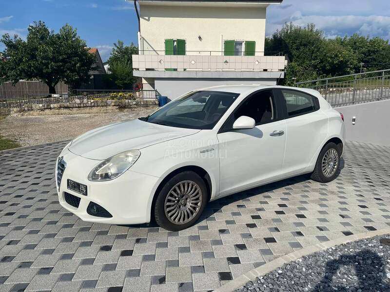 Alfa Romeo Giulietta 