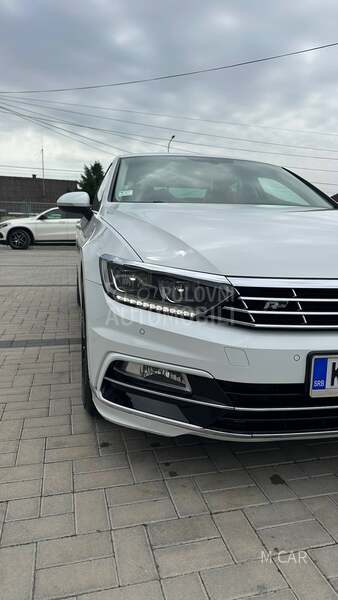 Volkswagen Passat B8 R LINE  n o v