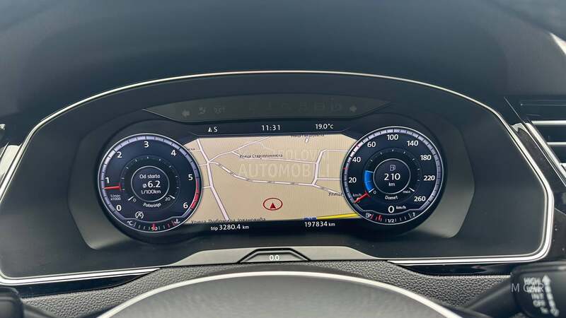 Volkswagen Passat B8 R LINE  n o v