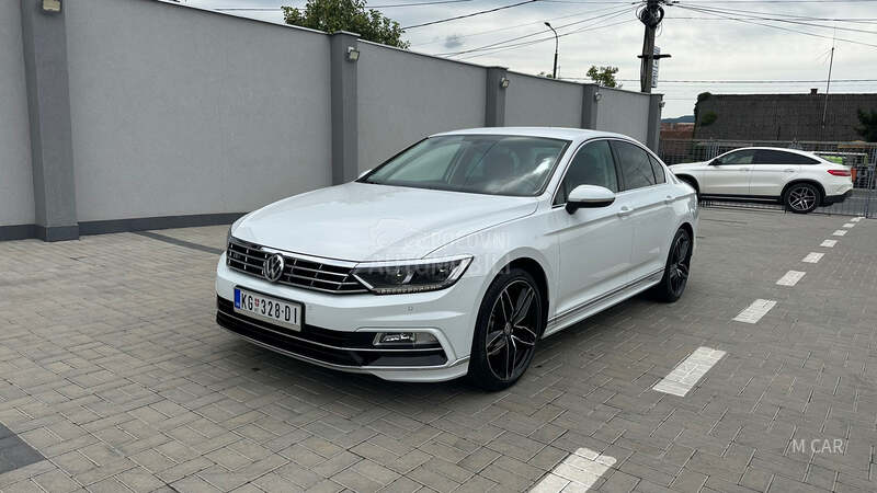 Volkswagen Passat B8 R LINE  n o v