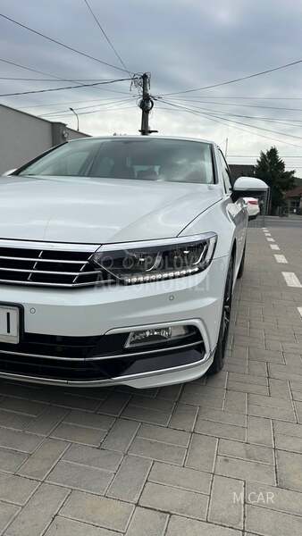 Volkswagen Passat B8 R LINE  n o v