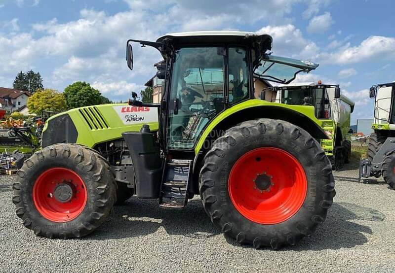 Claas ARION 640 CIS