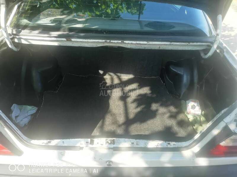 Mercedes Benz E 250 W124