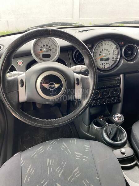 MINI Cooper 1.6