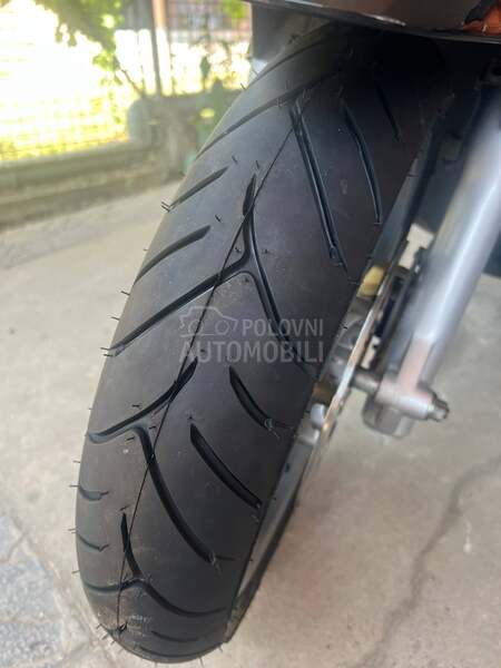 Piaggio Beverly Cruiser vidi opis