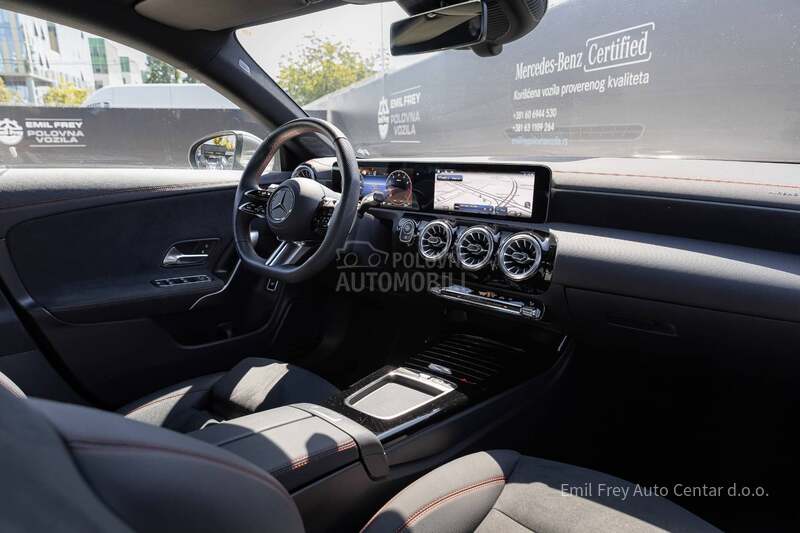 Mercedes Benz CLA 180 