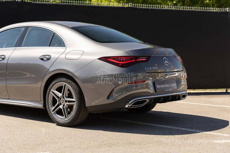 Mercedes Benz CLA 180 