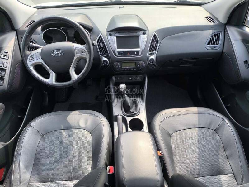 Hyundai ix35 2.0crdi 4x4 prem. CH