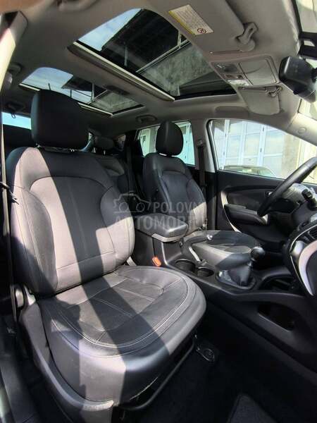 Hyundai ix35 2.0crdi 4x4 prem. CH