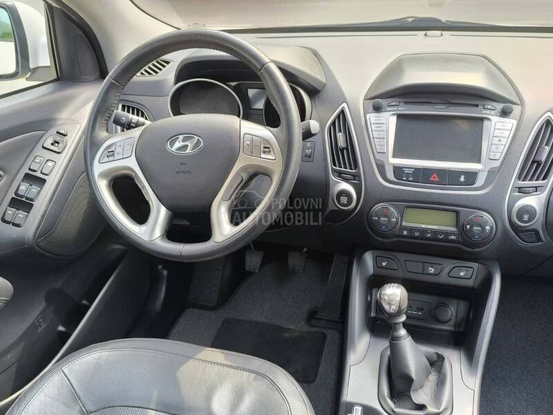 Hyundai ix35 2.0crdi 4x4 prem. CH