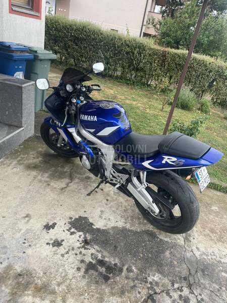 Yamaha r6