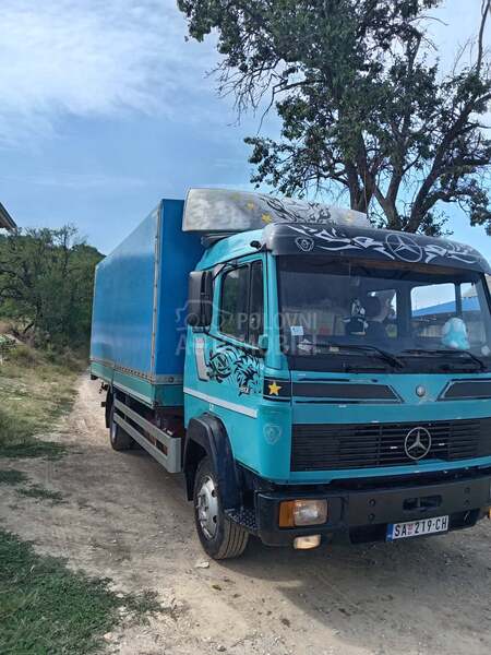 Mercedes Benz 817