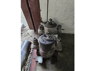 Prednja klesta benzin za Škoda Fabia od 2007. do 2010. god.