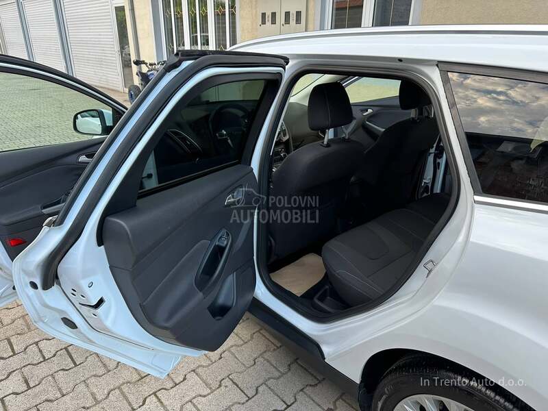 Ford Focus TITANIUM