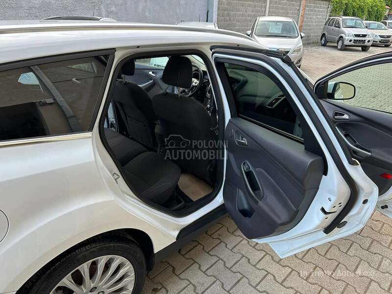 Ford Focus TITANIUM