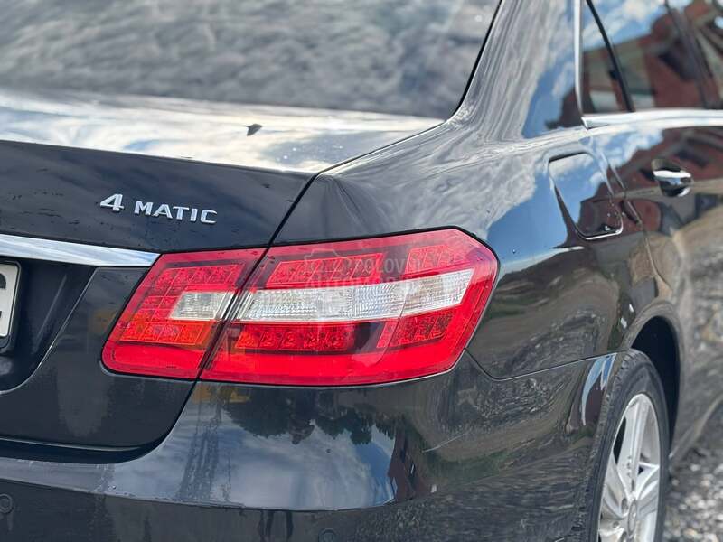 Mercedes Benz E 350 4 MATIC