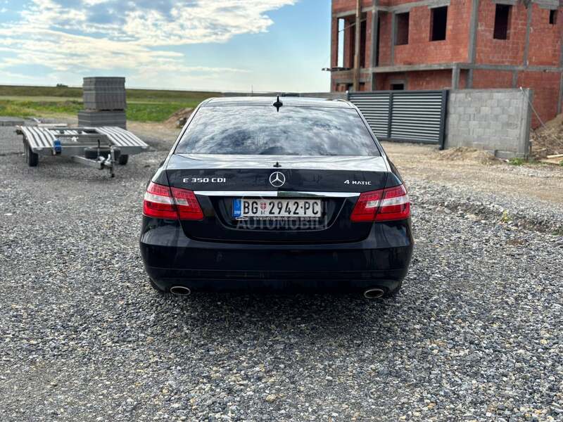 Mercedes Benz E 350 4 MATIC