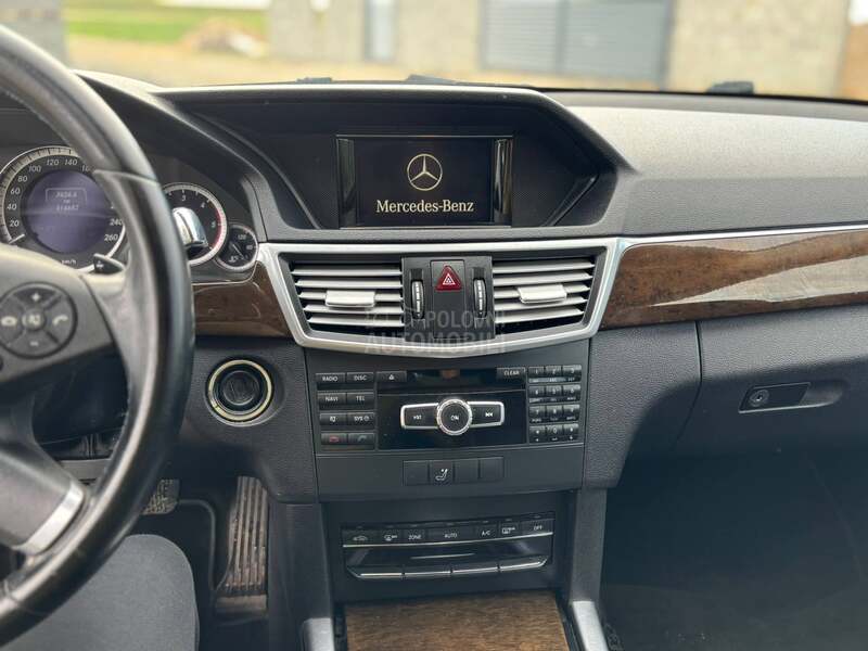 Mercedes Benz E 350 4 MATIC
